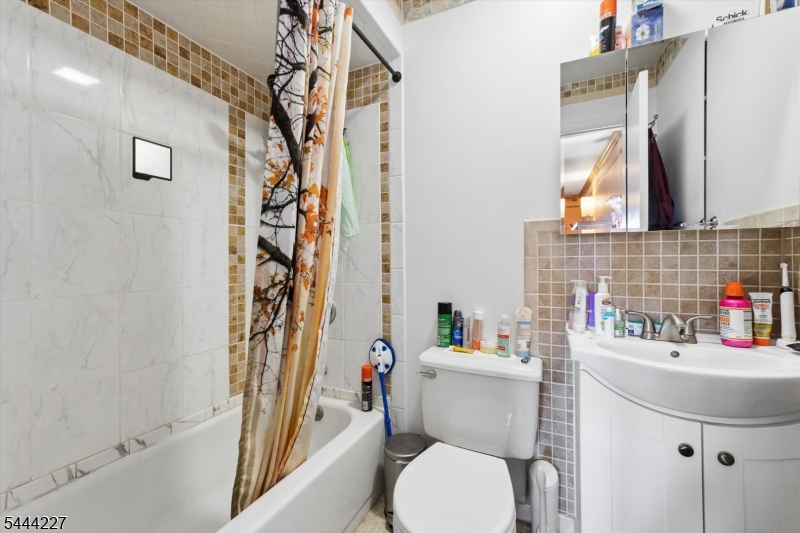 Union Glen - Residential