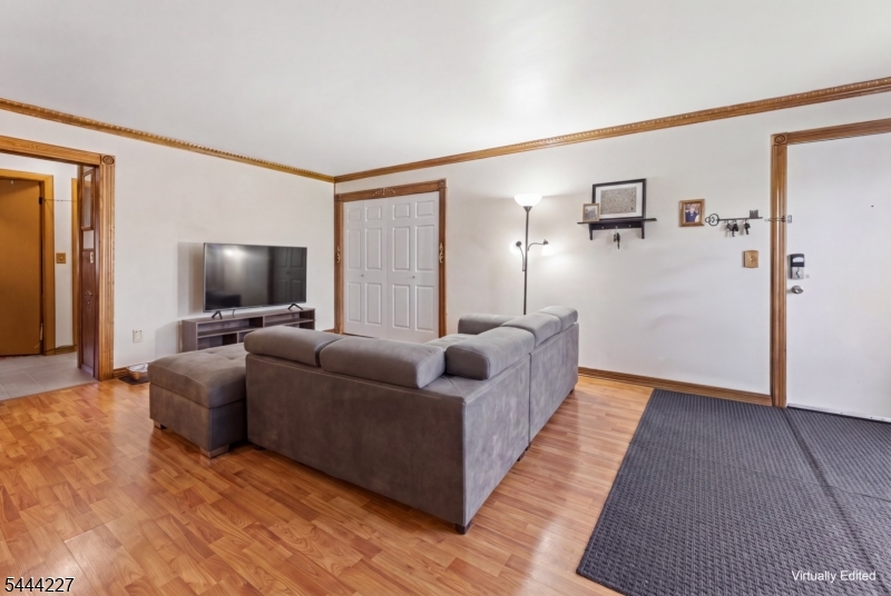 Union Glen - Residential