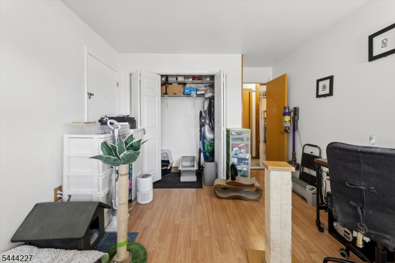 Union Glen - Residential