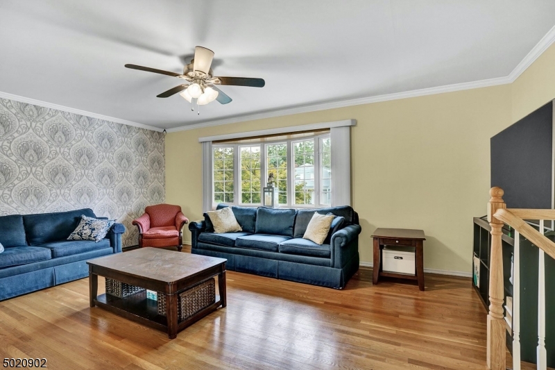 Oak Ridge - Colonia - Residential