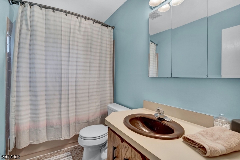 Oak Ridge - Colonia - Residential