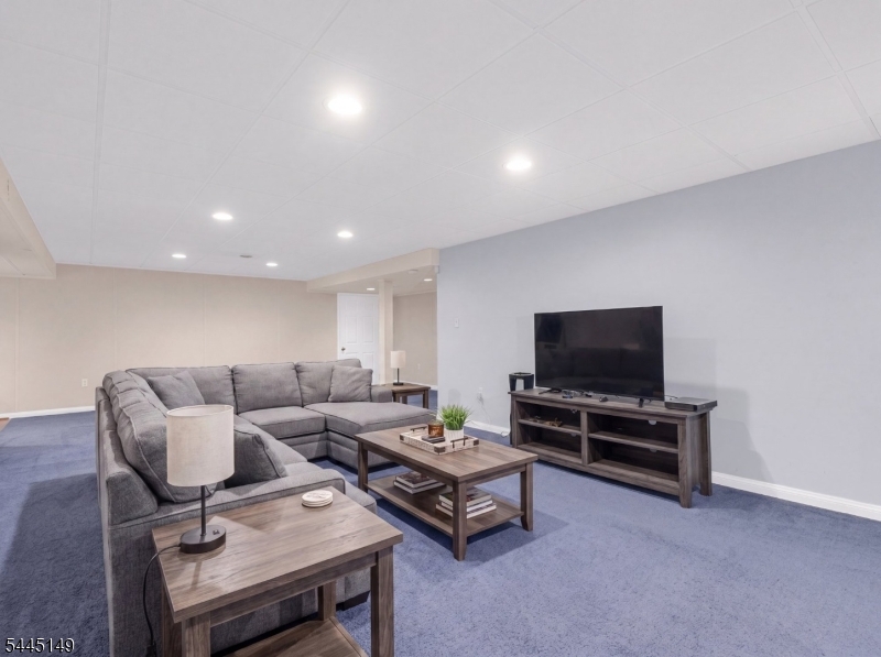 Hunterdon Crossing - Residential