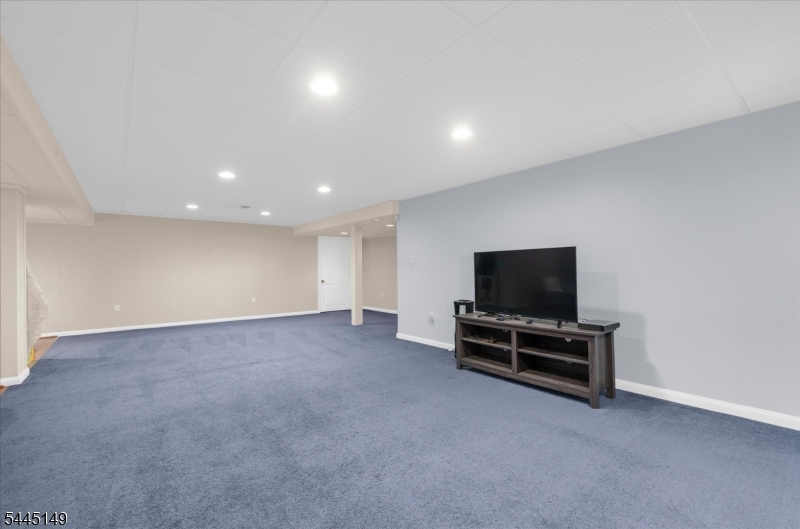 Hunterdon Crossing - Residential