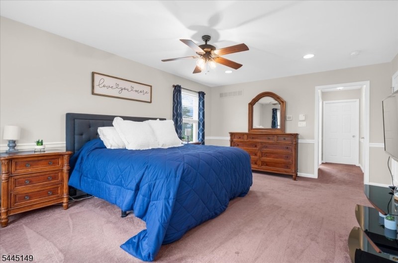 Hunterdon Crossing - Residential