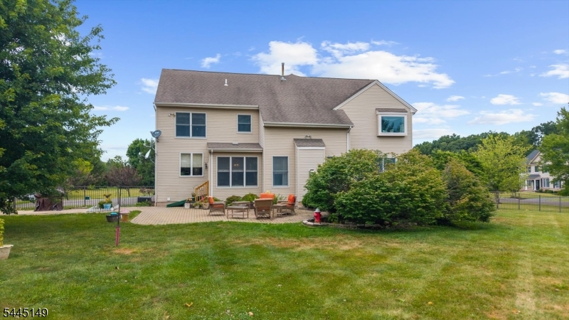 Hunterdon Crossing - Residential