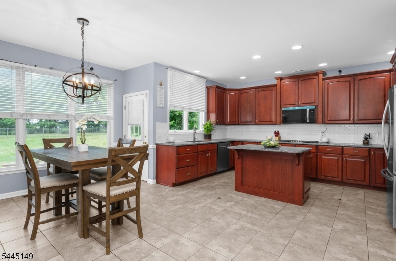 Hunterdon Crossing - Residential