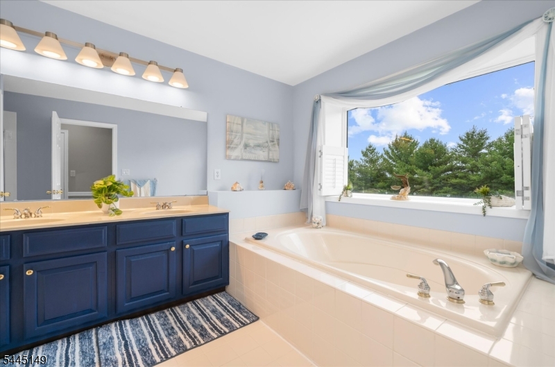 Hunterdon Crossing - Residential