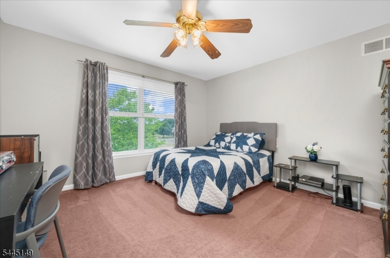 Hunterdon Crossing - Residential