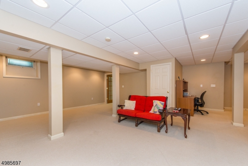 Flanders Crossing - Residential