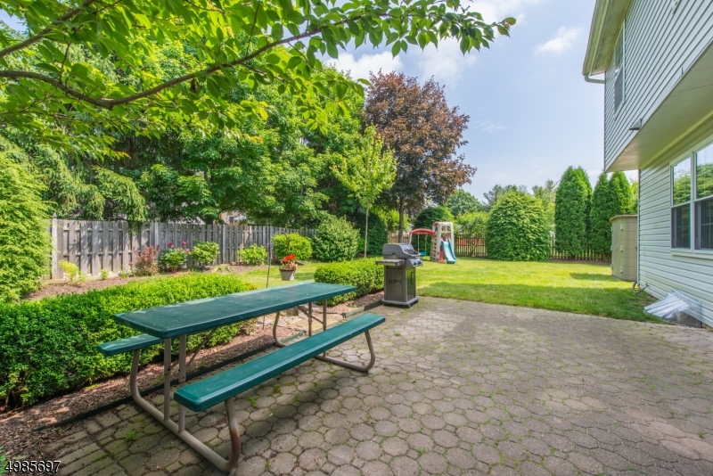 Flanders Crossing - Residential