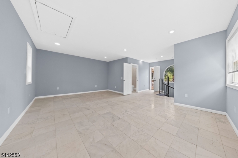 Old Colony Land Co/Elmore - Residential Income