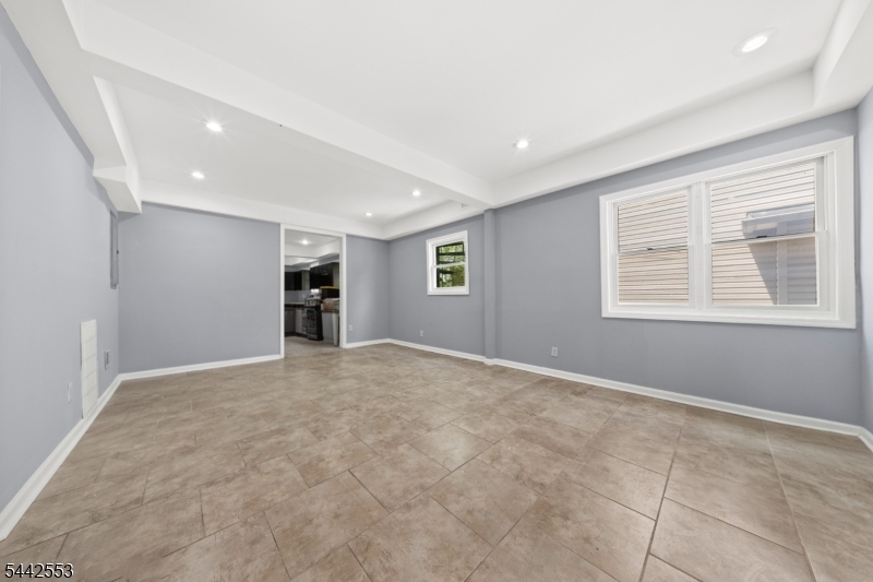 Old Colony Land Co/Elmore - Residential Income