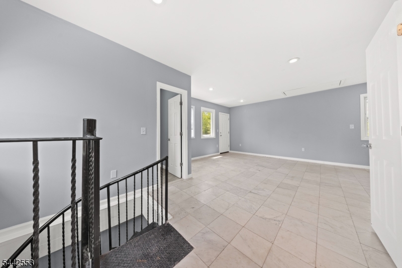 Old Colony Land Co/Elmore - Residential Income
