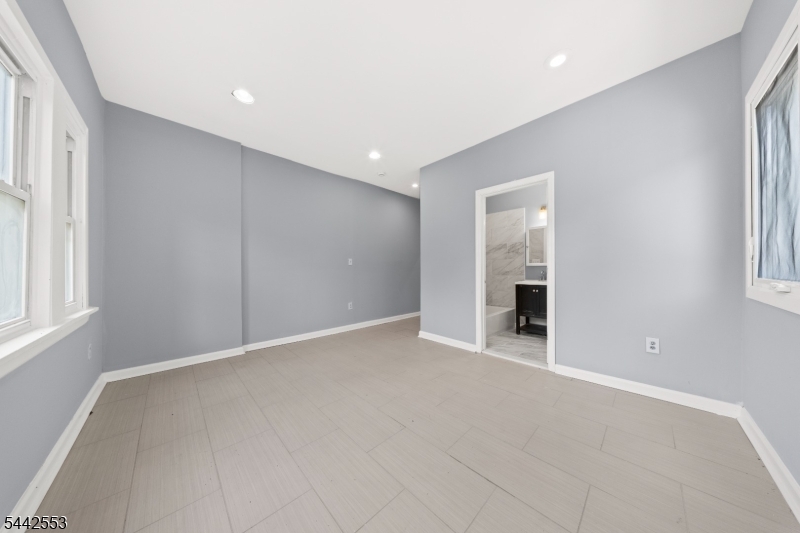 Old Colony Land Co/Elmore - Residential Income