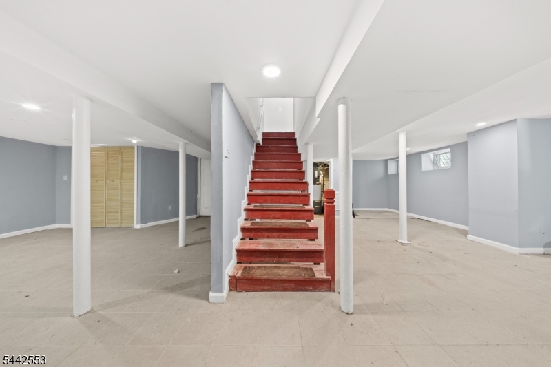 Old Colony Land Co/Elmore - Residential Income
