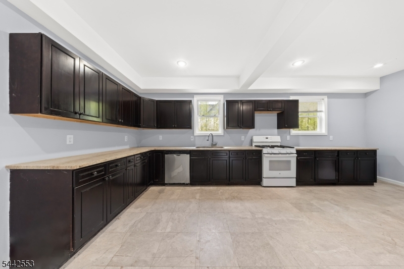 Old Colony Land Co/Elmore - Residential Income