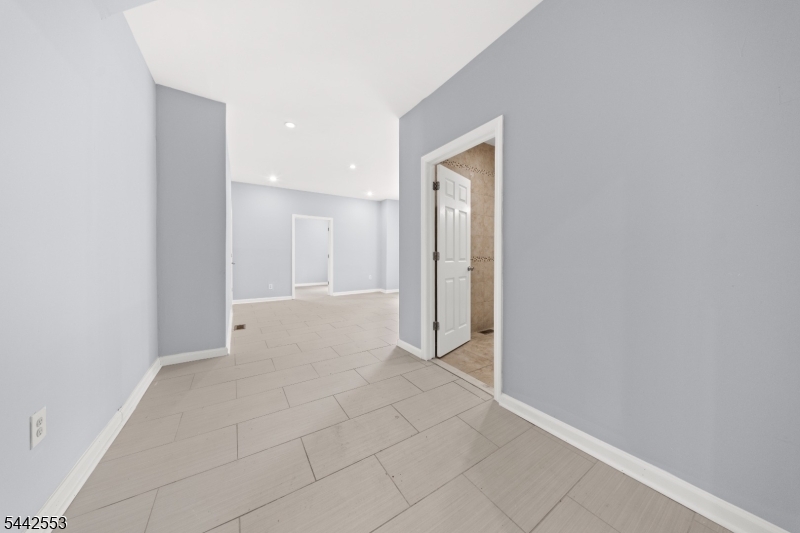 Old Colony Land Co/Elmore - Residential Income