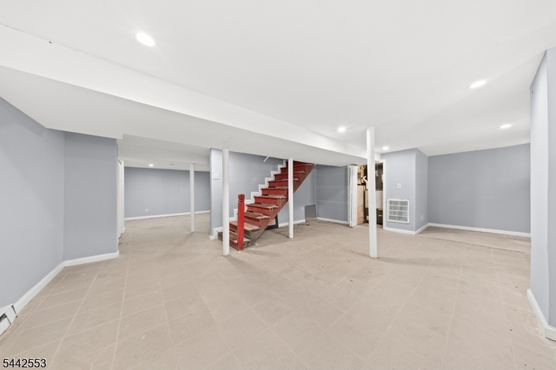 Old Colony Land Co/Elmore - Residential Income