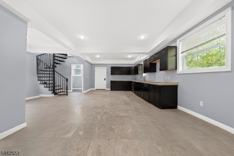 Old Colony Land Co/Elmore - Residential Income