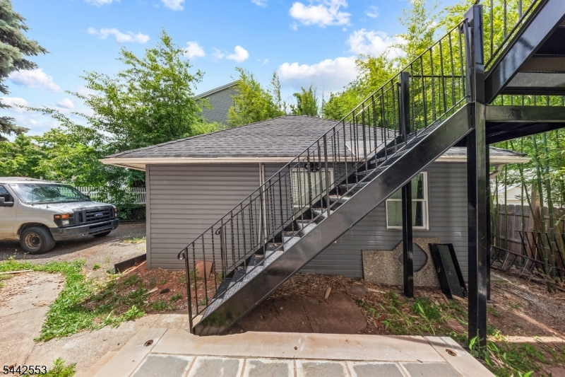 Old Colony Land Co/Elmore - Residential Income