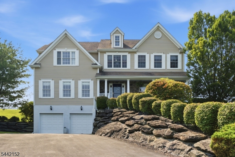 BEAR BROOK - Residential