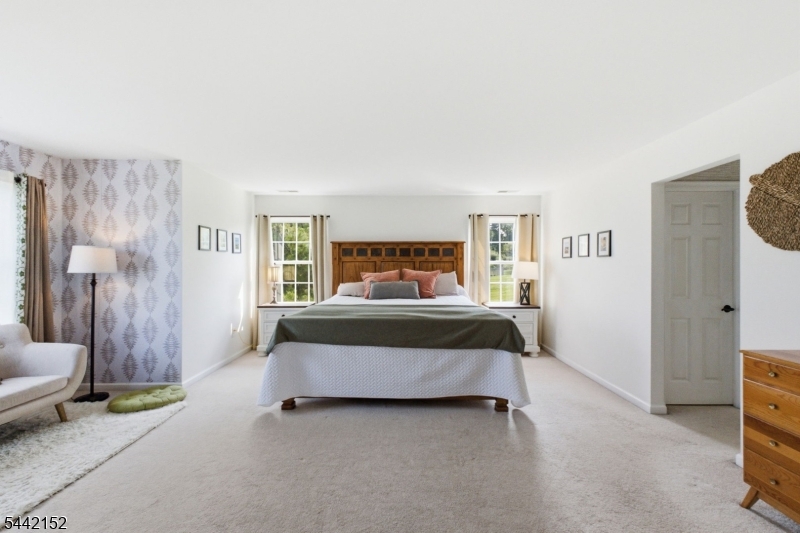 BEAR BROOK - Residential