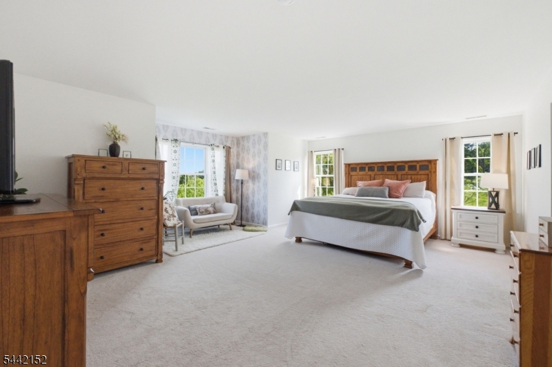 BEAR BROOK - Residential