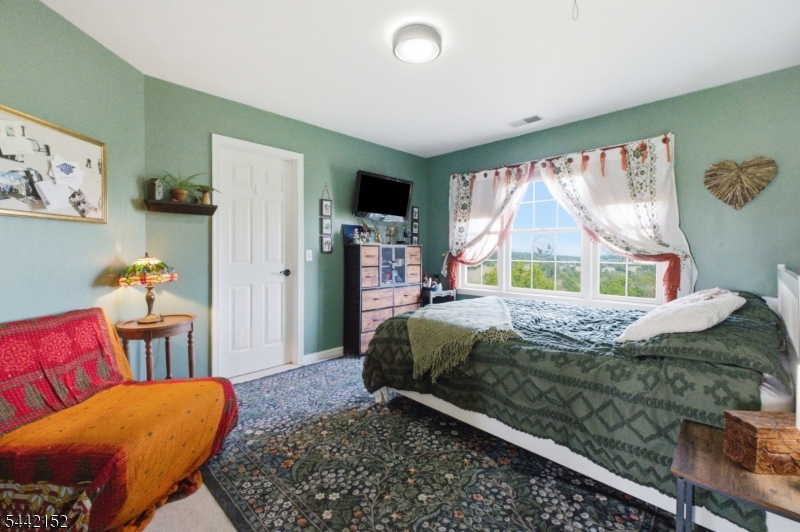 BEAR BROOK - Residential