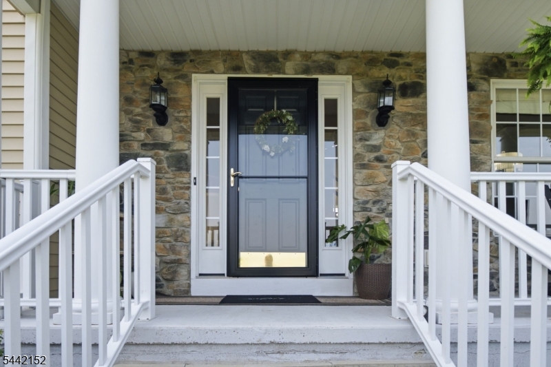 BEAR BROOK - Residential