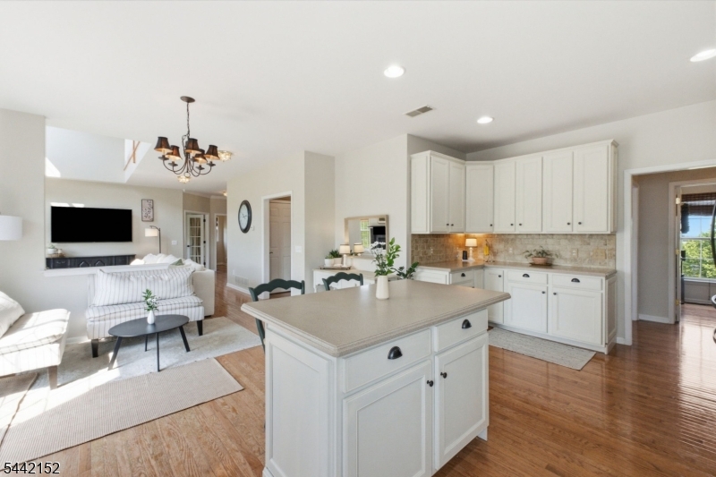 BEAR BROOK - Residential