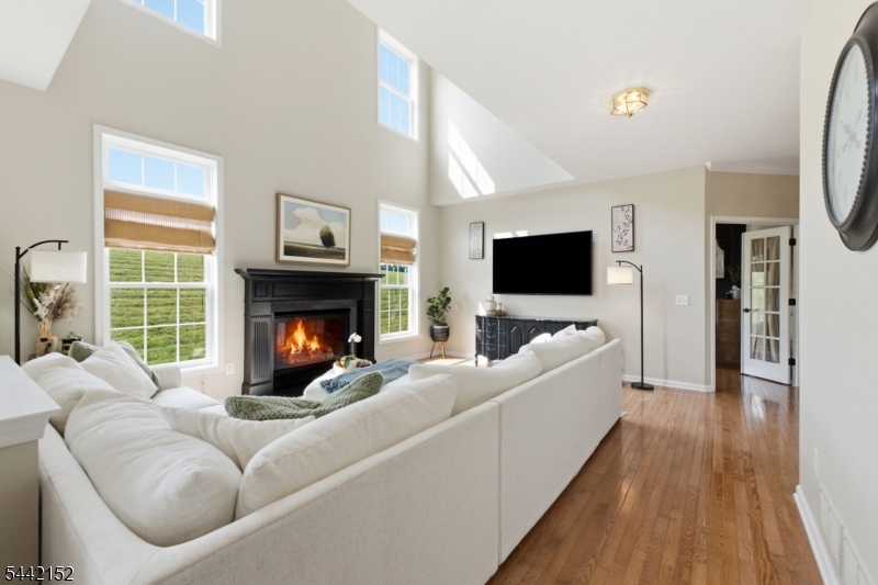 BEAR BROOK - Residential