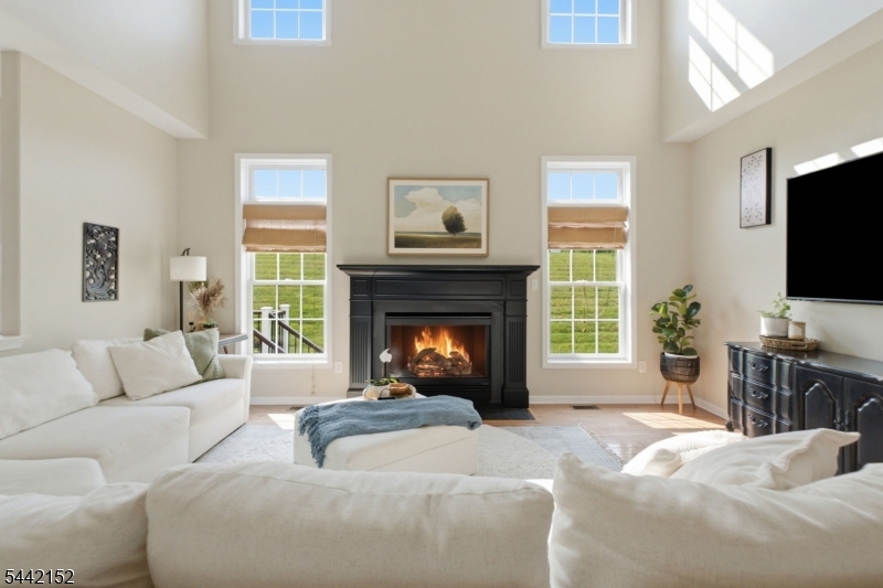BEAR BROOK - Residential