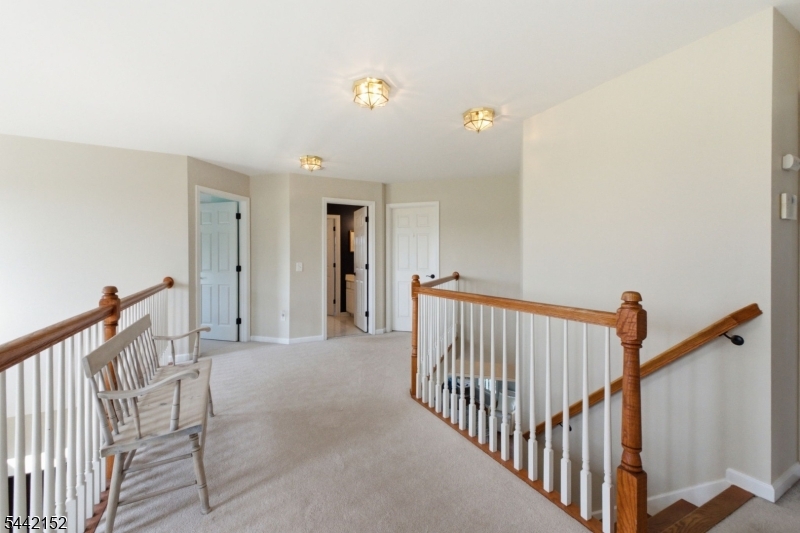 BEAR BROOK - Residential