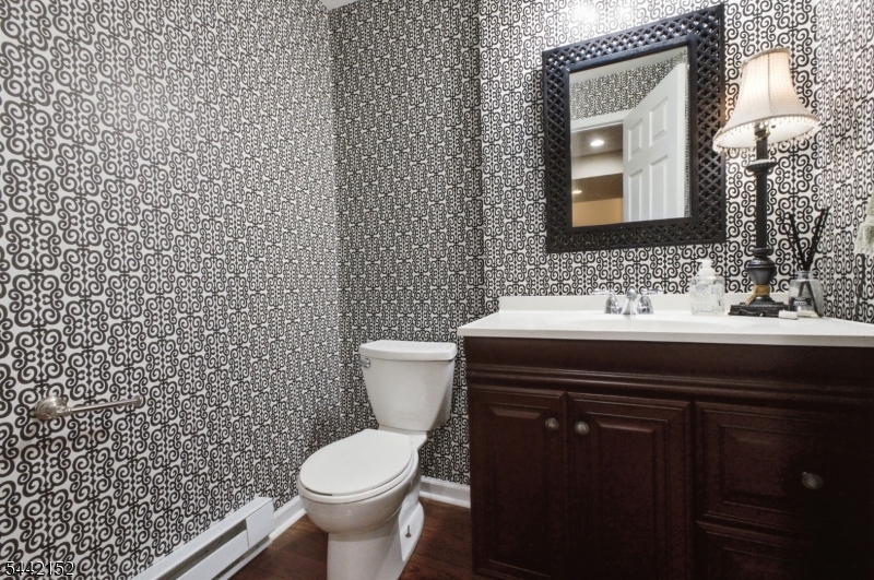 BEAR BROOK - Residential