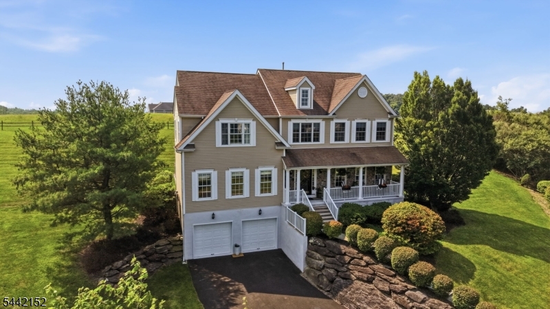 BEAR BROOK - Residential