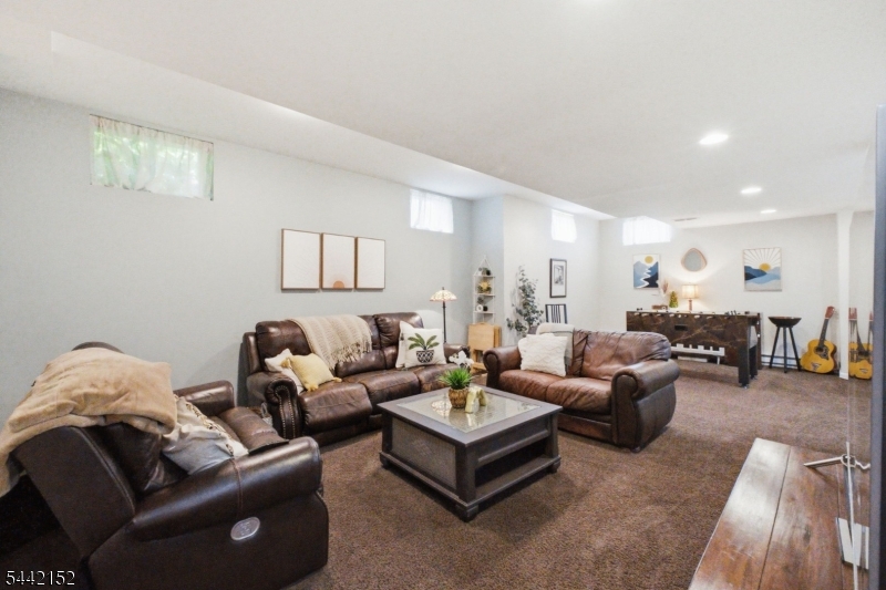 BEAR BROOK - Residential