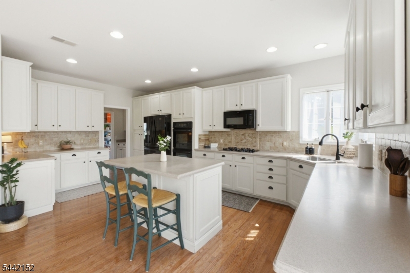 BEAR BROOK - Residential