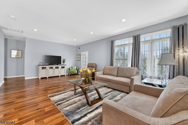 Canal Walk - Residential
