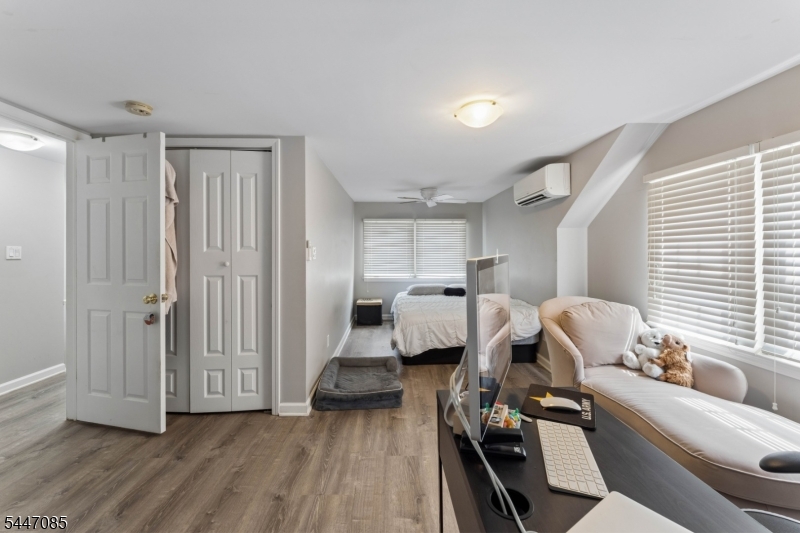 Sunnyside - Residential
