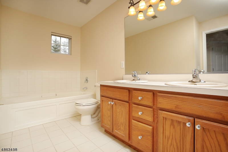 Morrris Place - Residential Lease