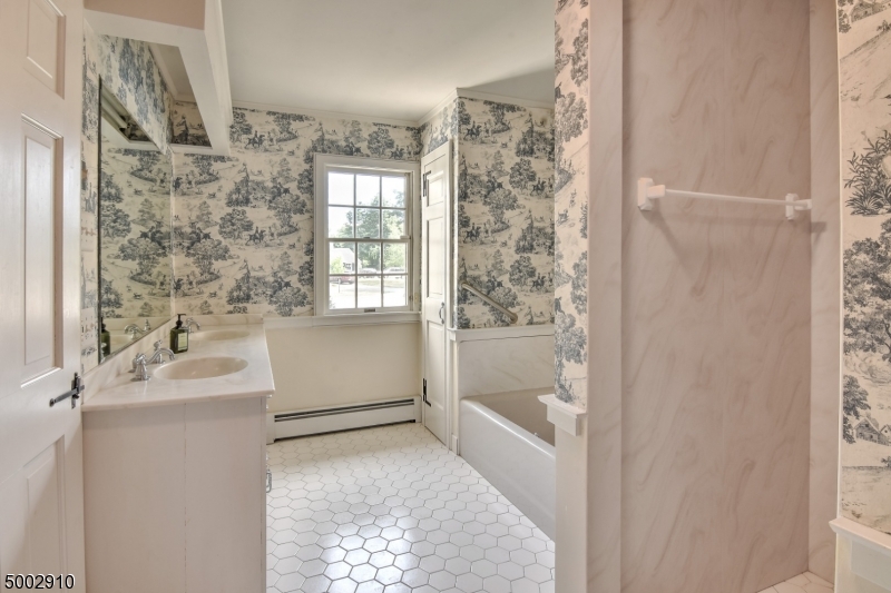 Pompton Plains - Residential