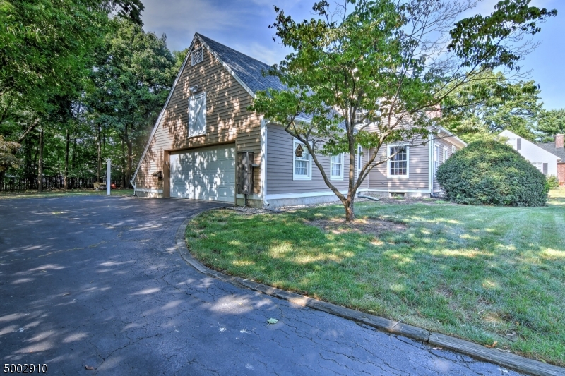 Pompton Plains - Residential