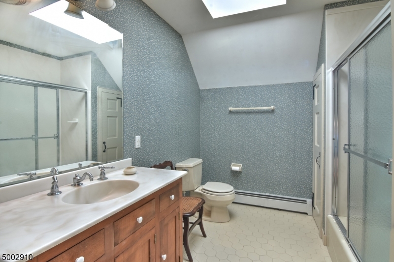 Pompton Plains - Residential