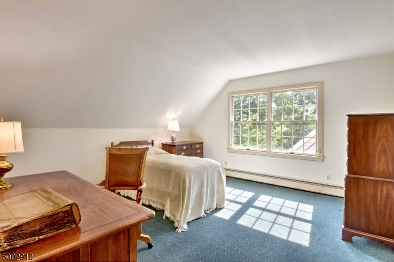Pompton Plains - Residential