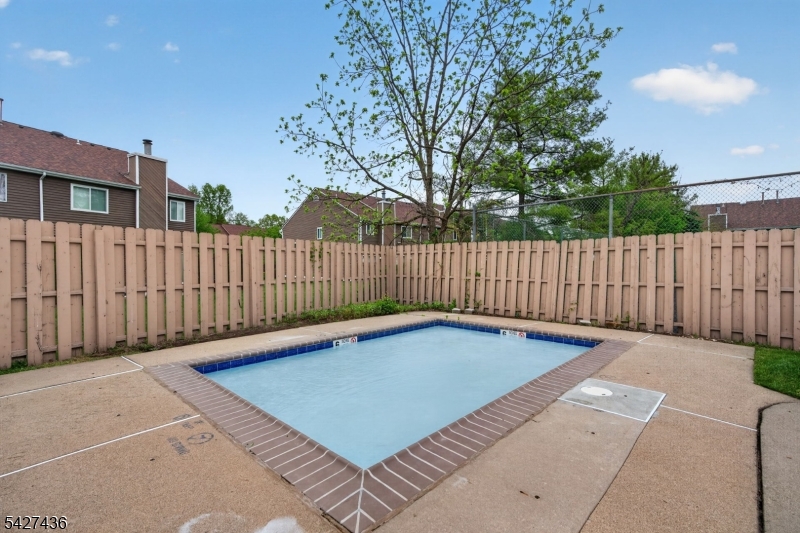 Castle Ridge - Residential