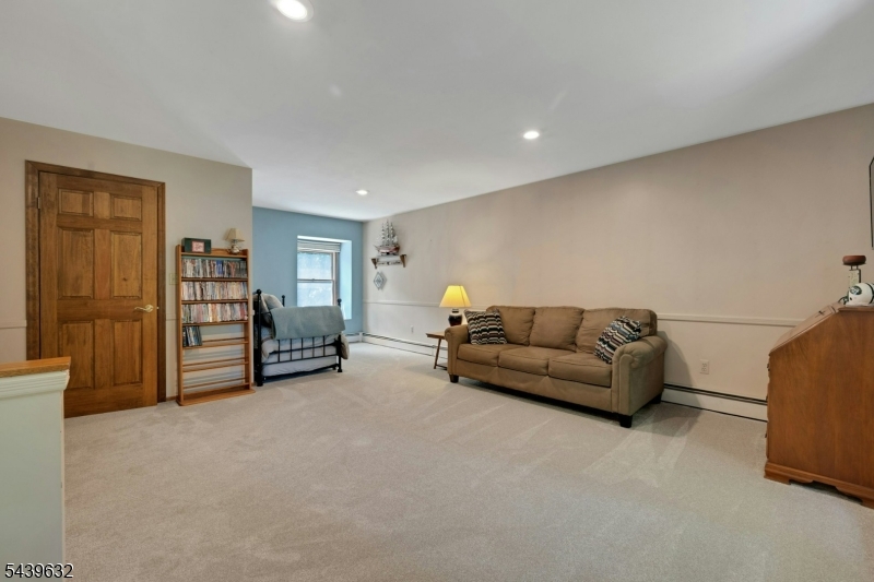 Oak Ridge - Residential