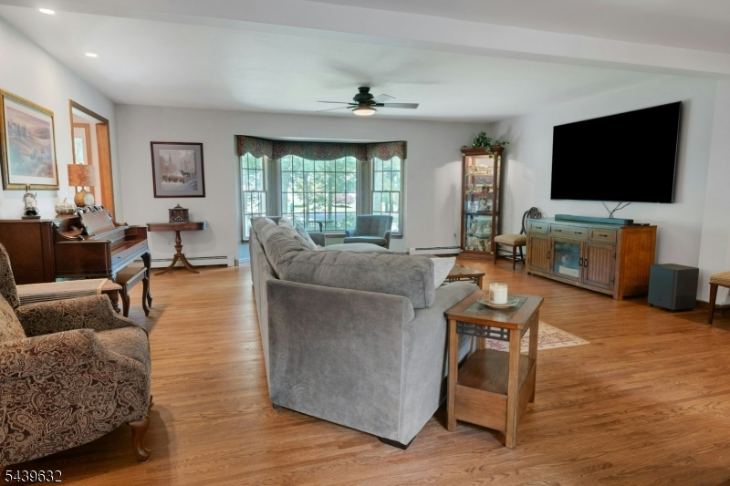 Oak Ridge - Residential