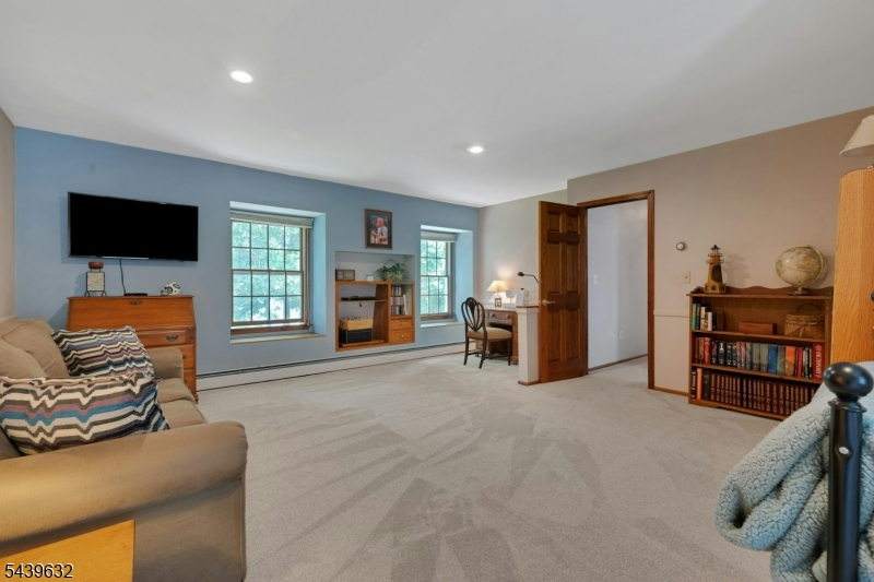 Oak Ridge - Residential