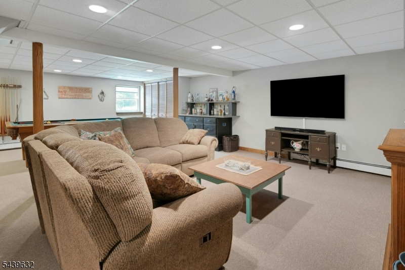 Oak Ridge - Residential