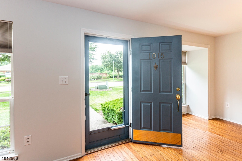 Franklin Crossing - Mahwah - Residential